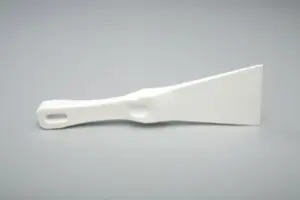 Скребок ручной пластиковый 75х250 белый 82904-1