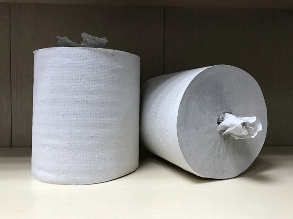 Бумажные полотенца в рулоне с центральной вытяжкой 1 слойные светло-серые 300 м 