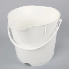 Ведро пластиковое 15л с мерной шкалой белое (артикул производителя 80101-1)