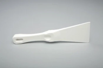 Скребок ручной пластиковый 75х250 белый 82904-1